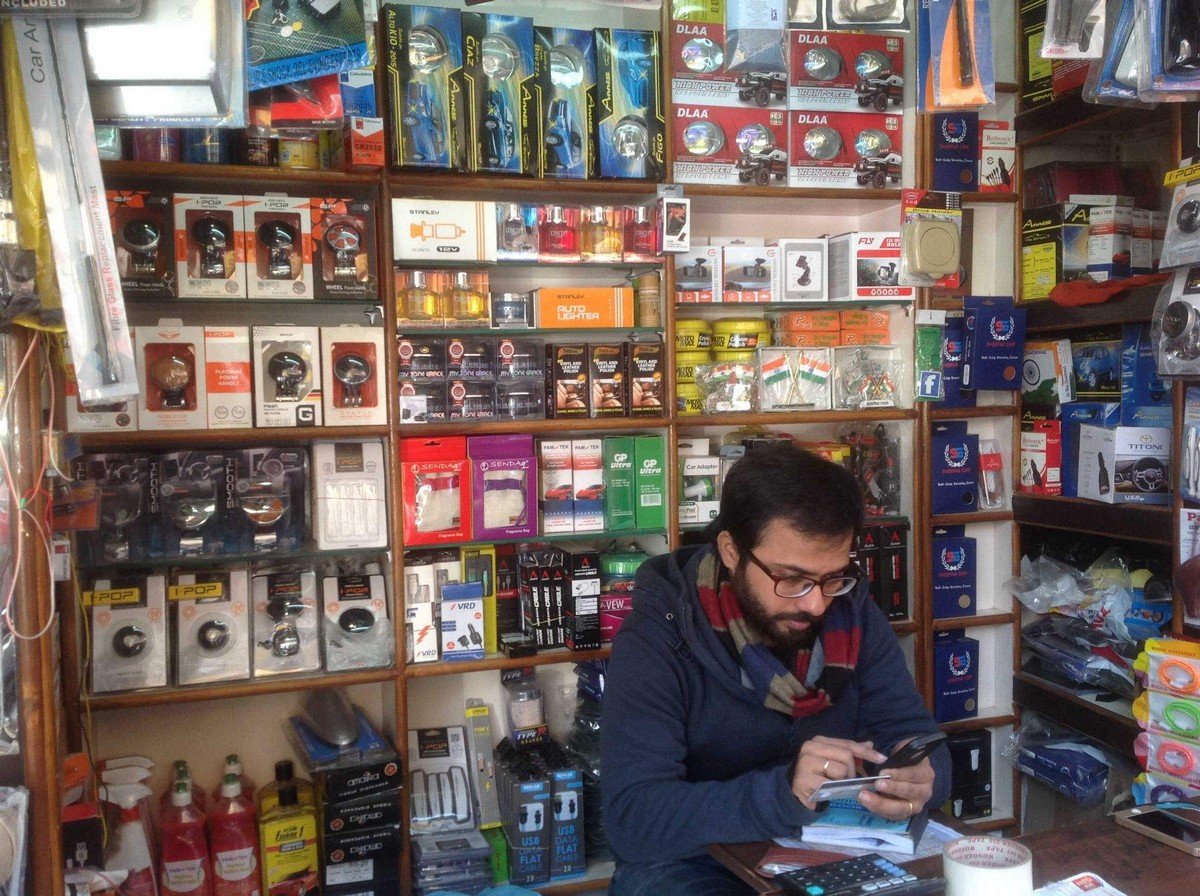 Revving Up Your Ride and Your Journey: The Top Picks for Car Care and Chauffeurs in Delhi